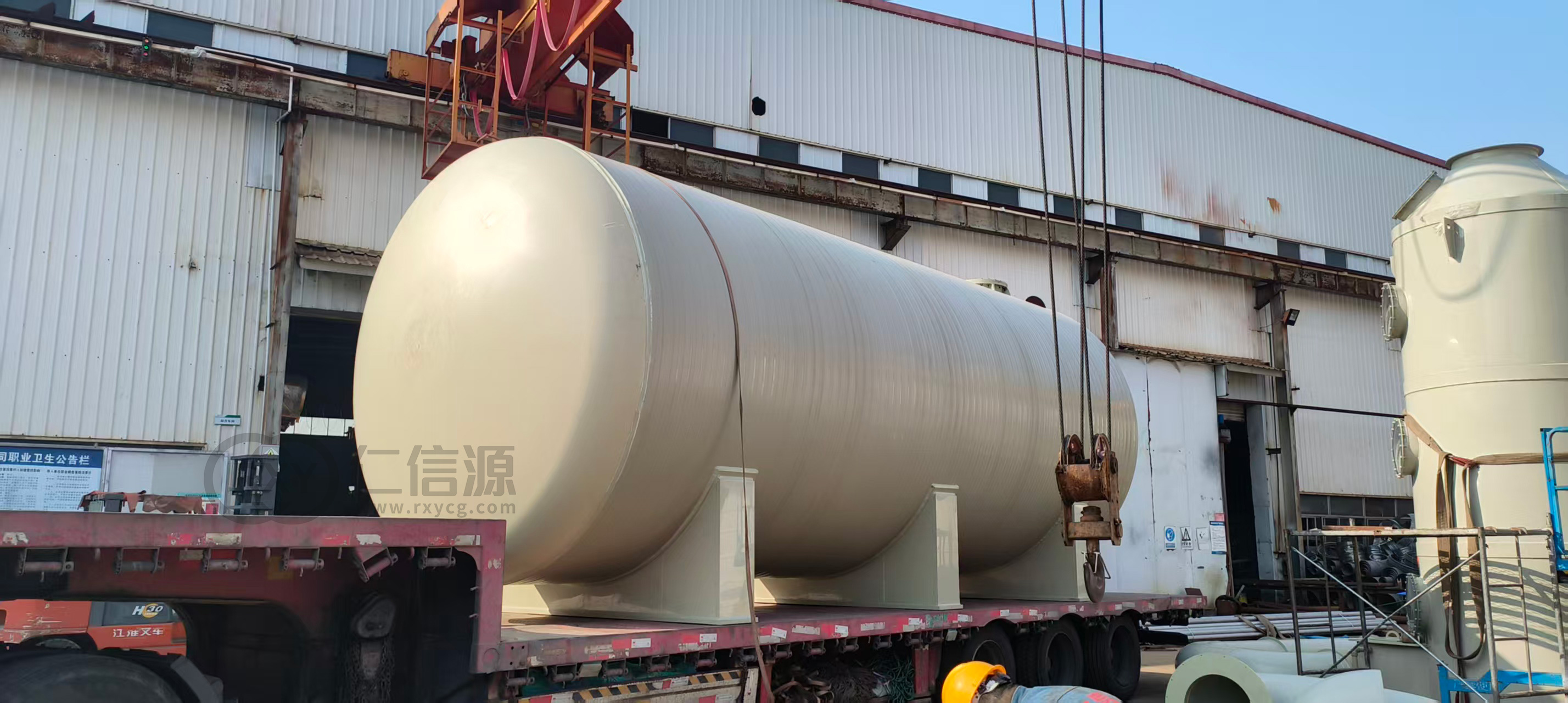 某水处理公司定制50立方PPH储罐已发货